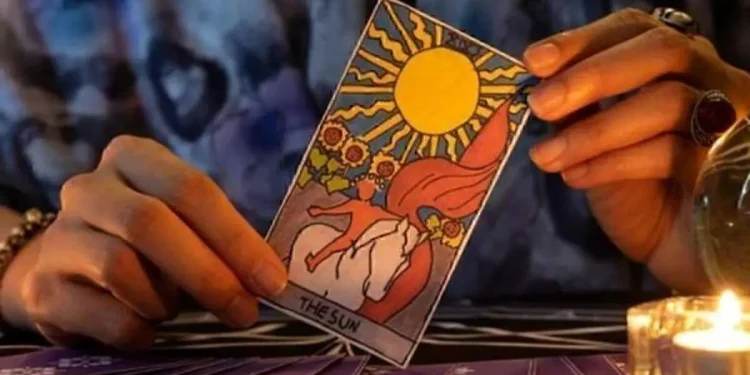 فال روزانه تاروت سه شنبه ۱۳ خرداد