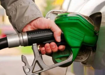 ۲ حالت جدید مسدودی کارت سوخت توسط پلیس + جزئیات کامل نحوه رفع انسداد و جریمه‌ها / هشدار جدی به دارندگان کارت‌های مشکوک و راهکار پیشگیری از قطع سوخت / اطلاعیه رسمی وزارت نفت درباره تغییرات قوانین توزیع بنزین