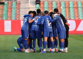 انتقاد تند به مدیریت استقلال: حذف از آسیا نتیجه تصمیمات اشتباه بود / افشاگری درباره ماجرای ساپینتو؛ اخراج قطعی بود اما مذاکره با رحمتی و قربانی جنجالی شد