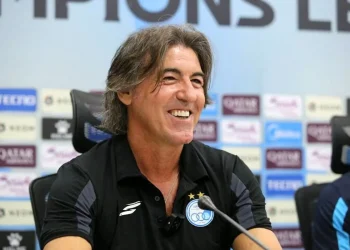 زلزله روی نیمکت آبی؛ ماجرای جدایی ساپینتو از استقلال وارد فاز نهایی شد | اسامی جانشینان موقت لو رفت + جزئیات پشت‌پرده مذاکرات